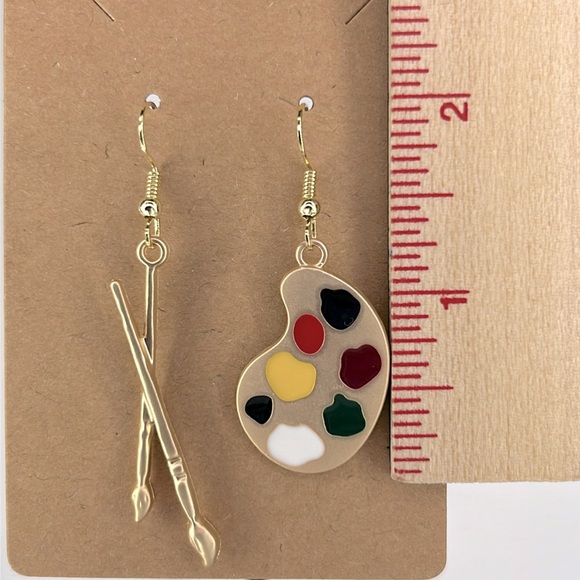 18k Gold Platted Hook Cute Paint and Brush Dangle Earrings - Picture 2 of 2